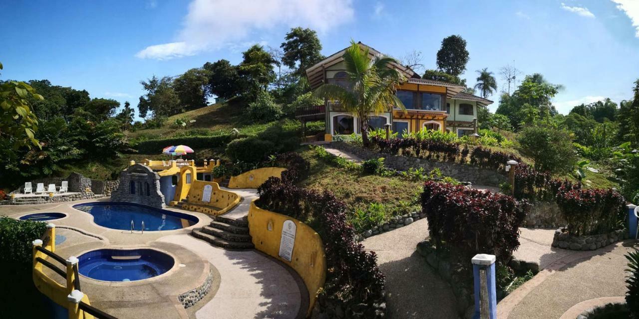 Hosteria "El Encanto" San Miguel de los Bancos エクステリア 写真